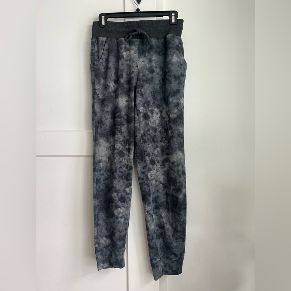 SWEATPANTS